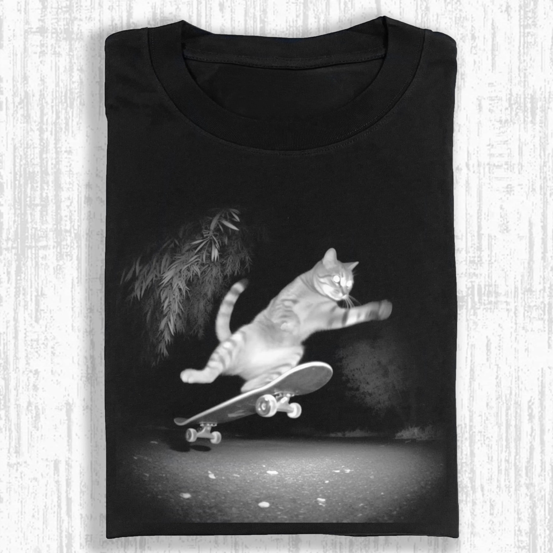 WACKY CAT TEE. 7.5-ComicClothe