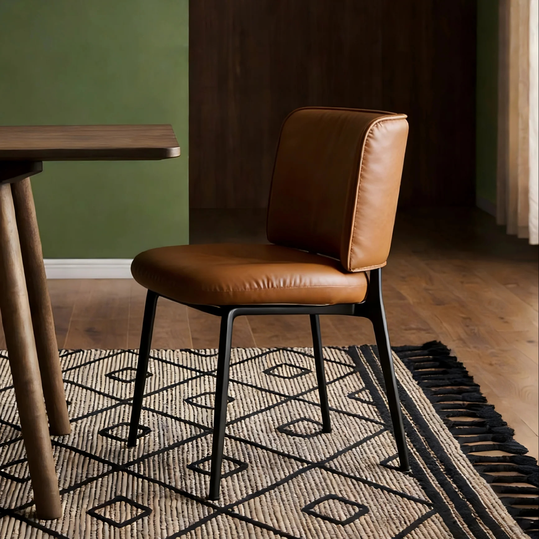 Arlo Curved-Back Dining Chair