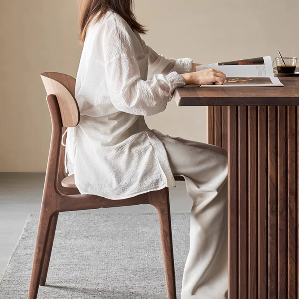 Dovelina Rectangular Dining Table