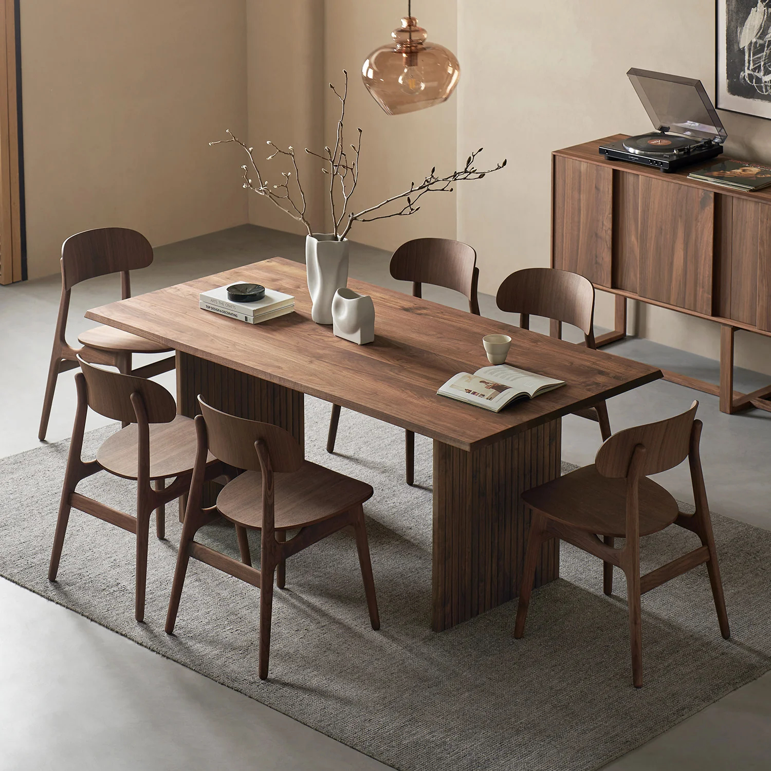 Dovelina Rectangular Dining Table