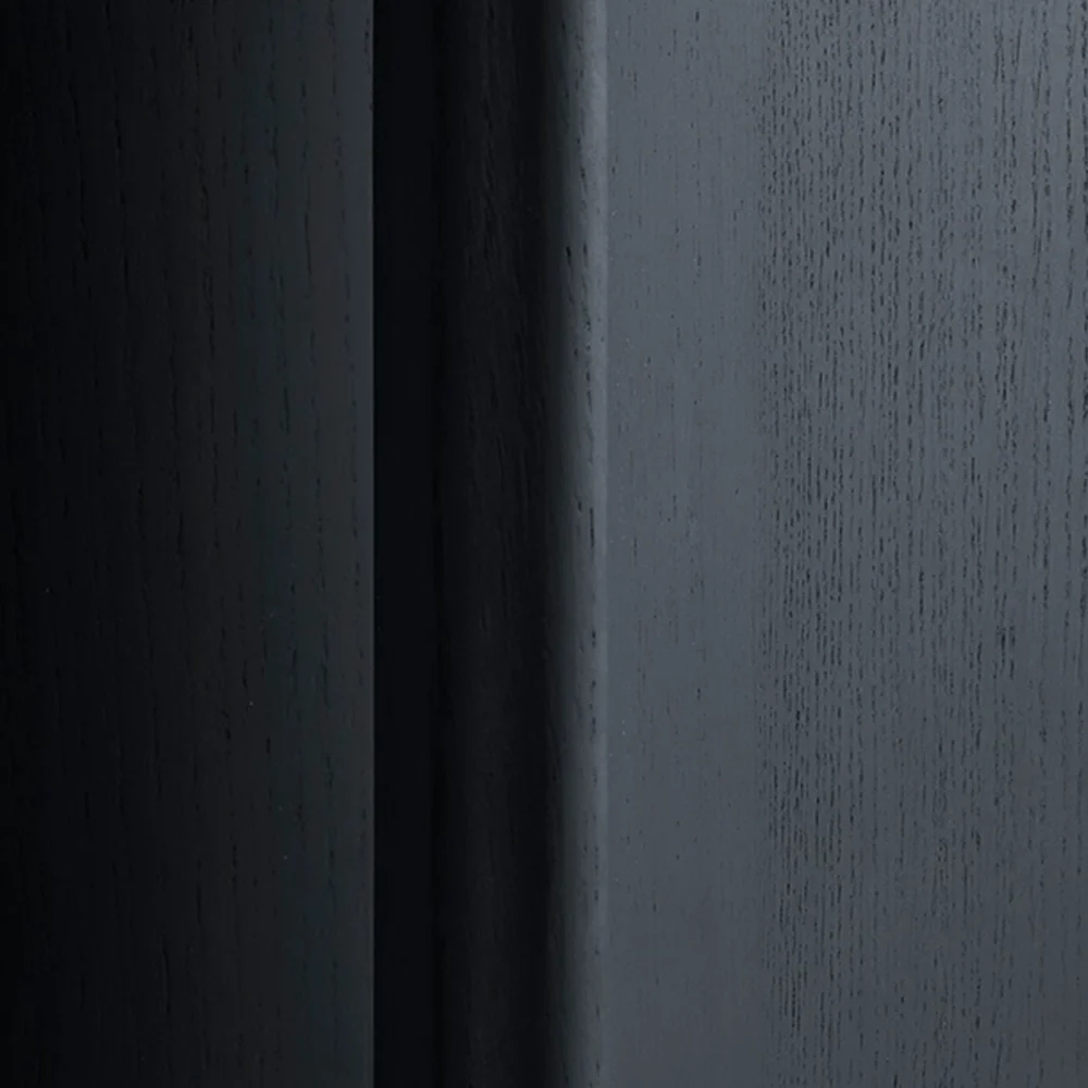 Dysis Round Dining Table