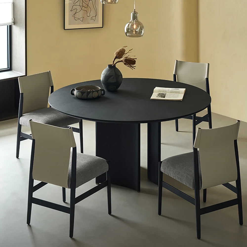 Dysis Round Dining Table