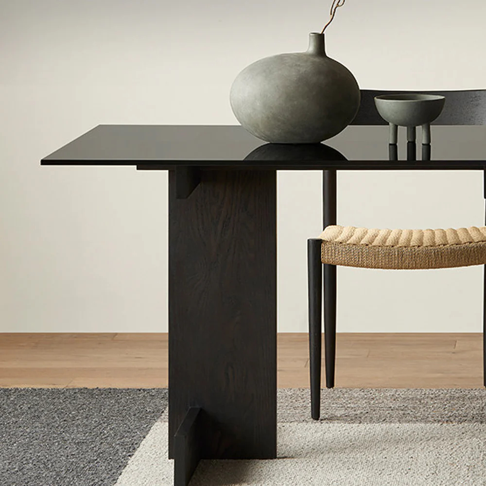 Zayle Rectangular Dining Table