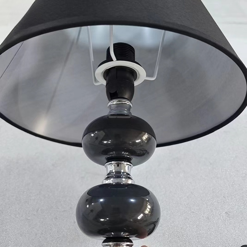 Modern Metal Table Lamp