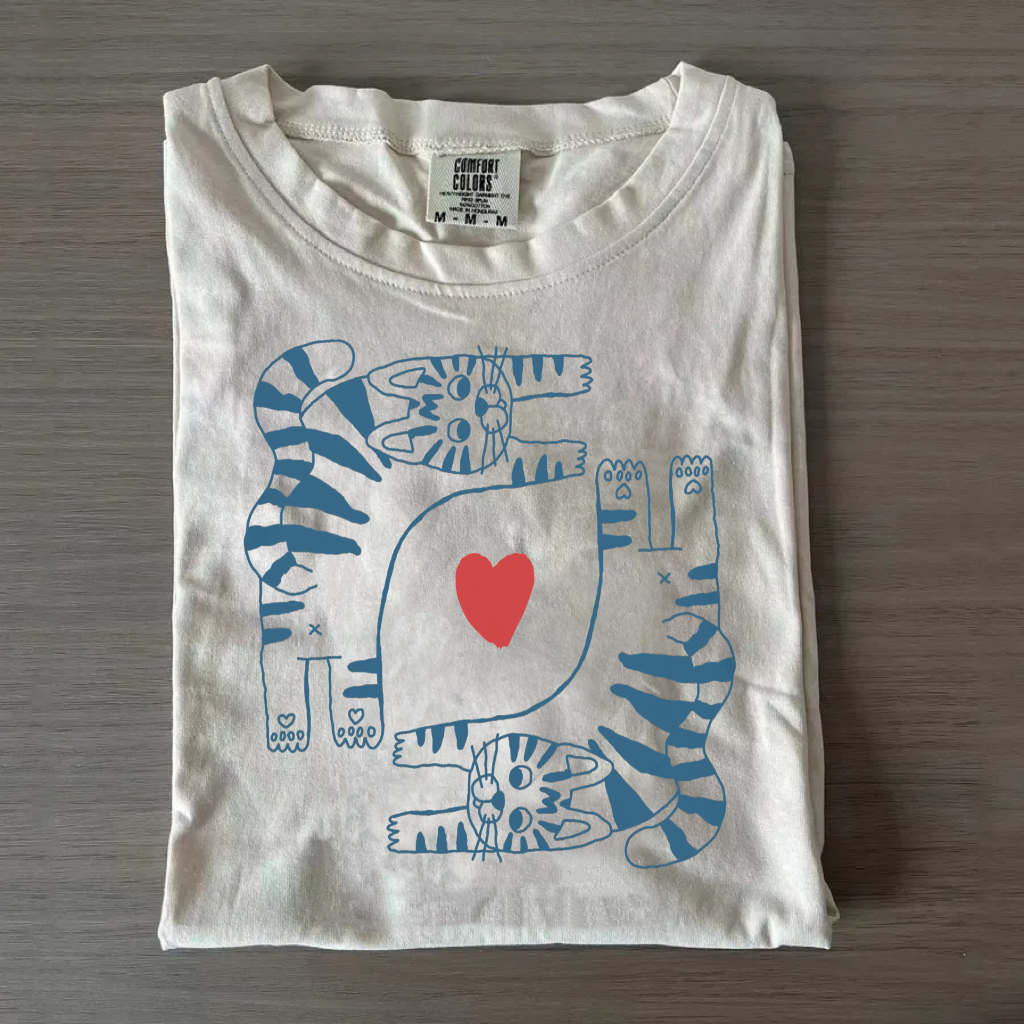 Retro Cute Two Cats T-shirt