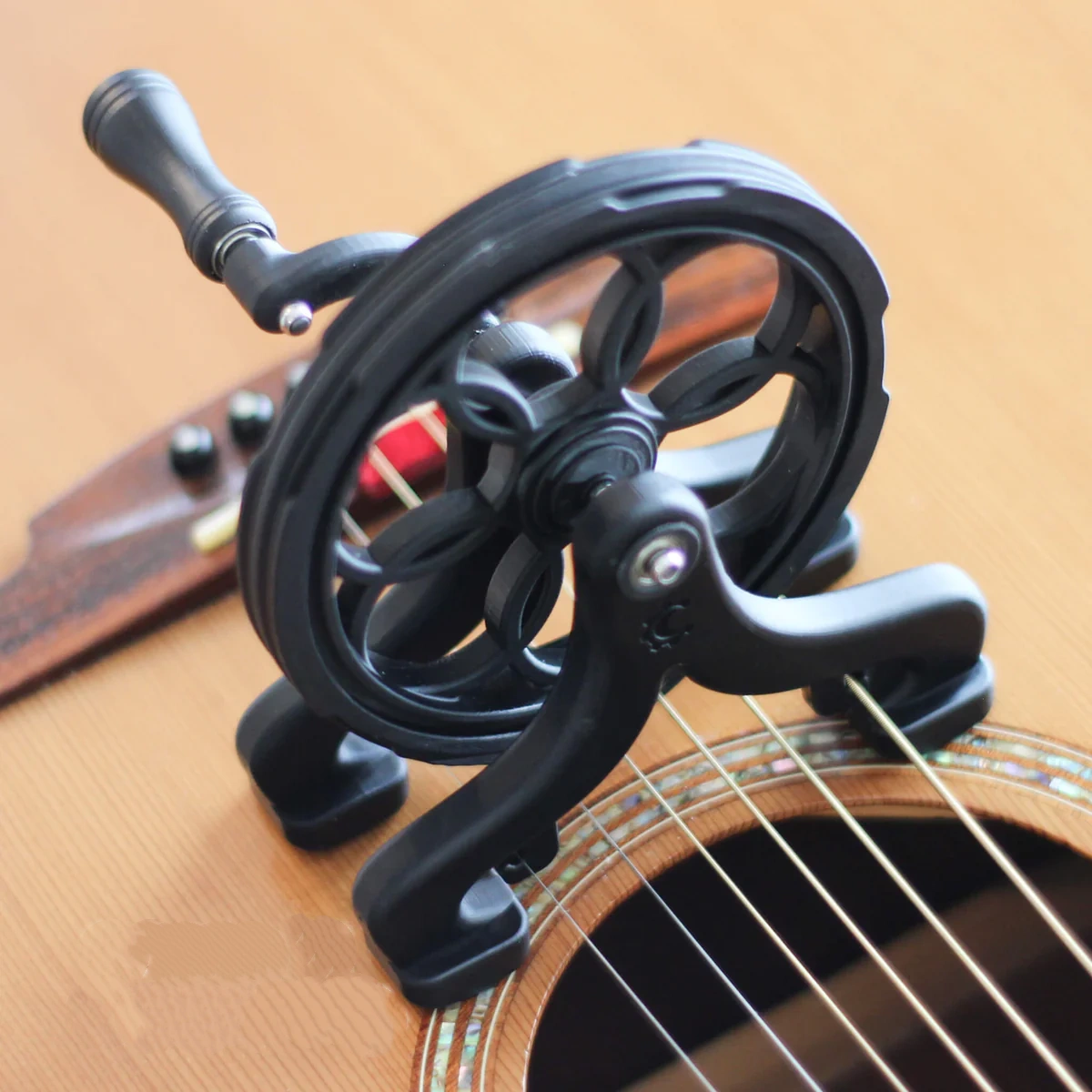 Hand‑Cranked Guitar Attachment