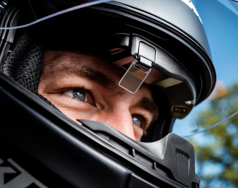 Motorcycle Helmet Head-Up Display – Customizable Real-Time Info