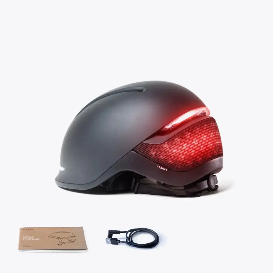 Smart Helmet – Urban Cycling Helmet with Integrated Lighting