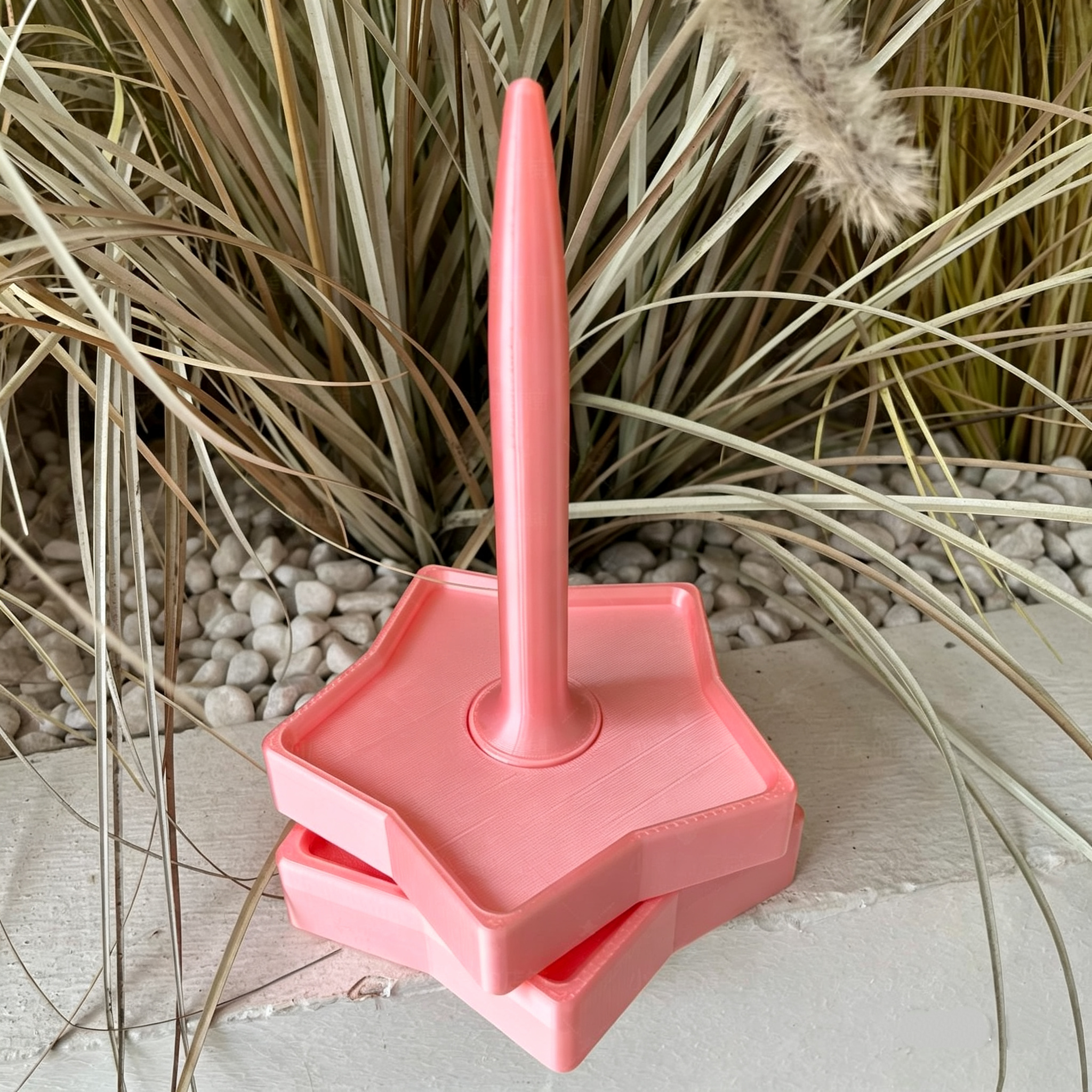 Premium 3D-Printed Shiny Yarn Spinner – Ultra-Smooth Portable Skein Holder for Mess-Free Crochet