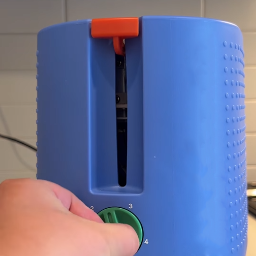 2-Slice Adjustable Toaster