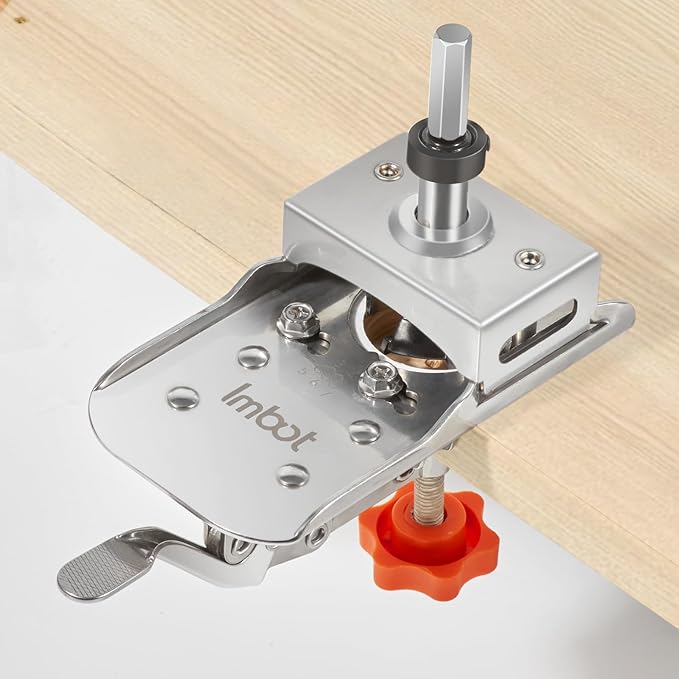 Metal concealed hinge clamps for precision locking of cabinets