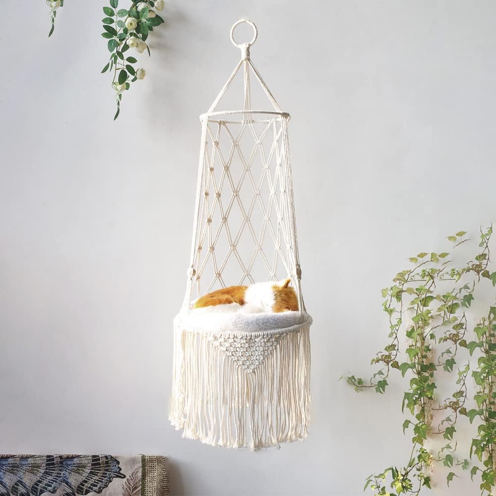 Handwoven Macrame Cat Hammock – Boho-Chic Hanging Bed for Indoor Feline Relaxation