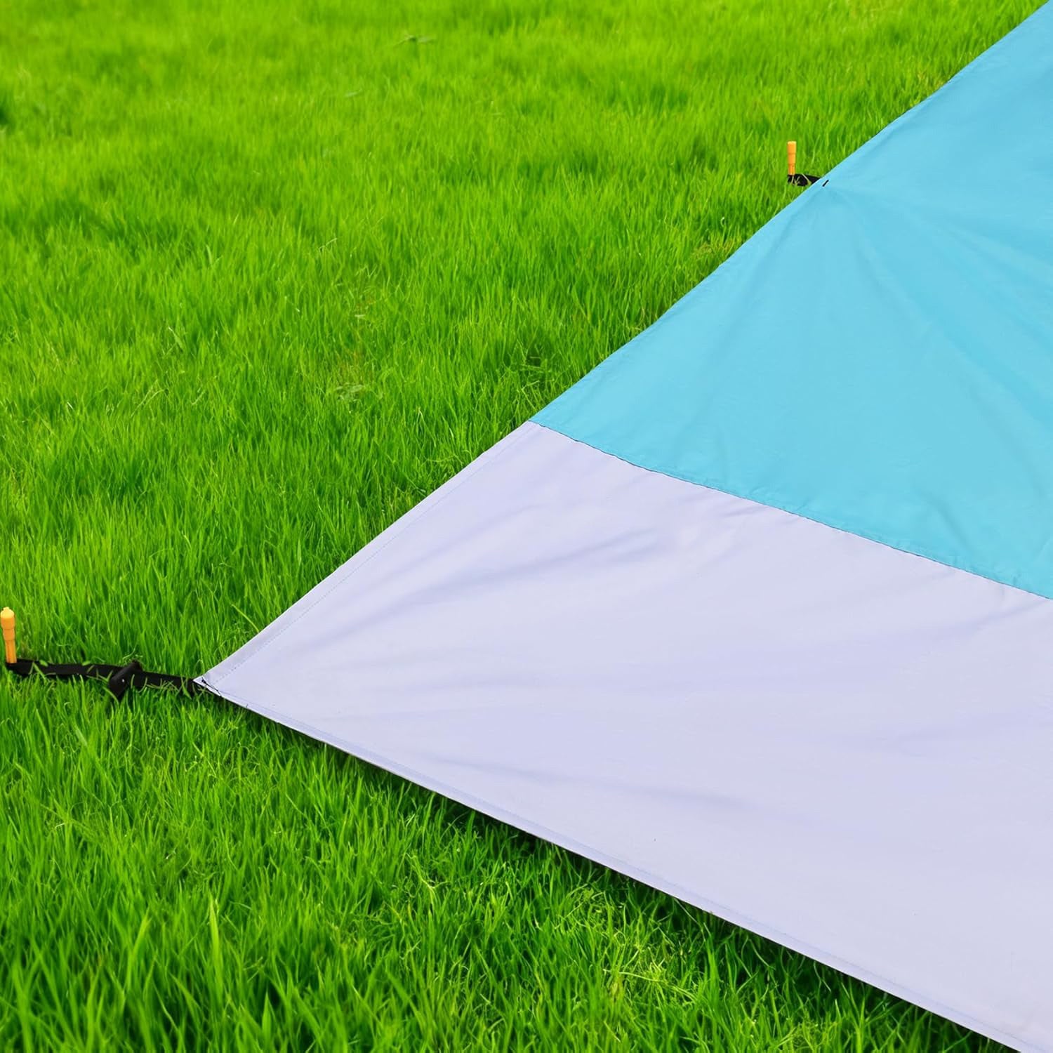 Hatchback Cargo Tent – Magnetic Changing Room for SUVs & Hatchbacks