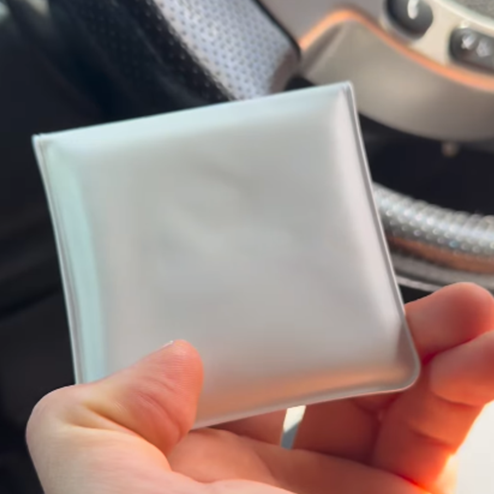 Eco-Friendly Pocket Ashtray – Compact & Reusable