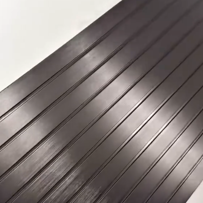 BBQ defrosting tray with conductive aluminum for rapid defrosting