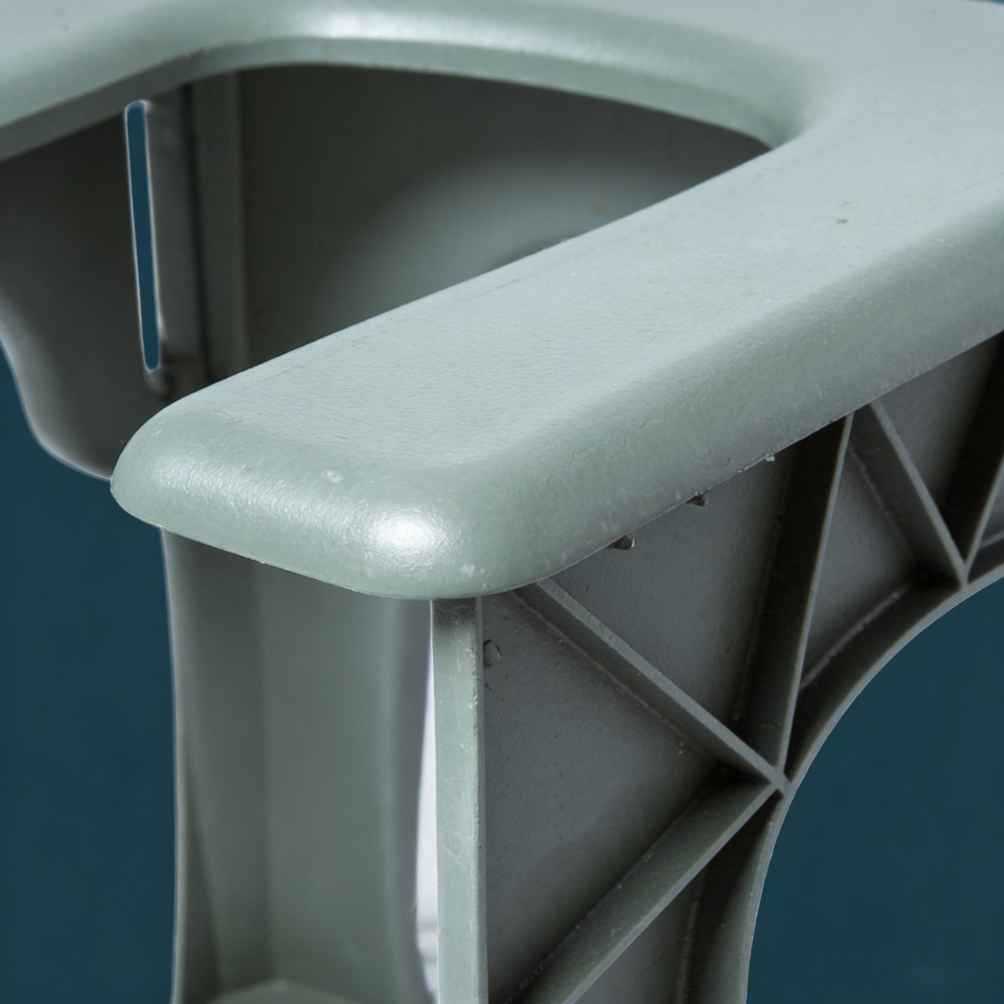 Toilet Chair | Convenient Folding Design, Comfortable and Practical