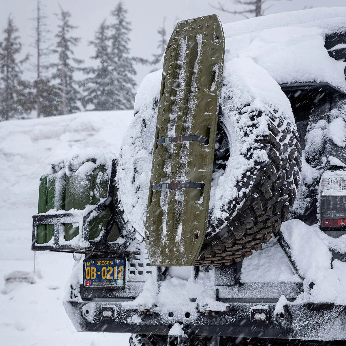 Traction plate fixing kit