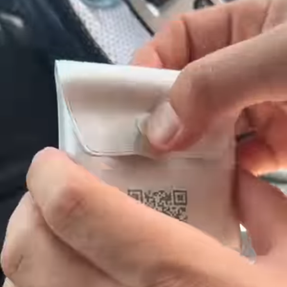 Eco-Friendly Pocket Ashtray – Compact & Reusable