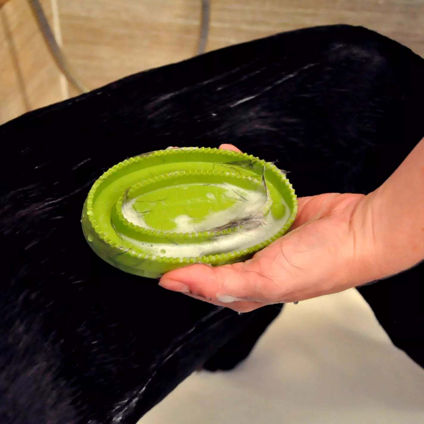 Rubber Curry Brush for Dogs