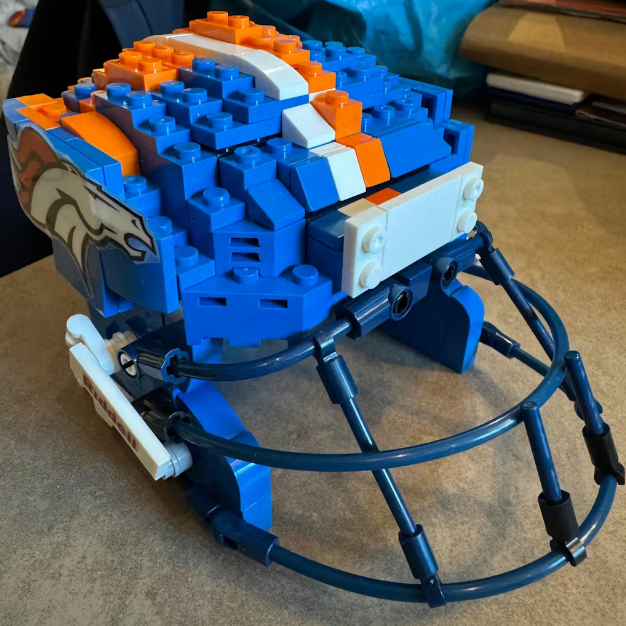 Helmet Brick Set – Build Your Favorite NFL Team with Collectible Art