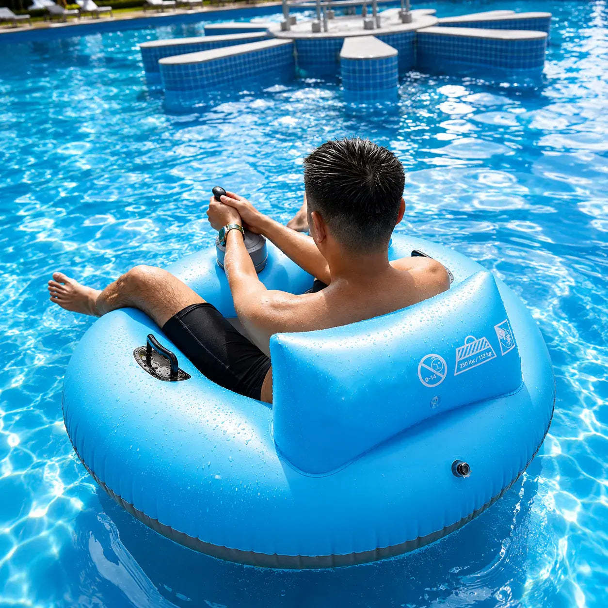 Hands-Free Pool Float – Powerful Rechargeable Motor
