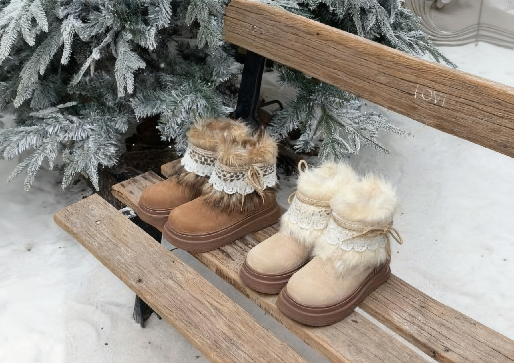 Дамски топли обувки