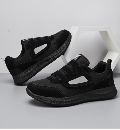 Спортни обувки