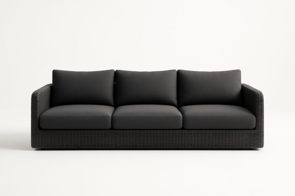 Divano a tre posti in rattan sintetico con cuscini grigi