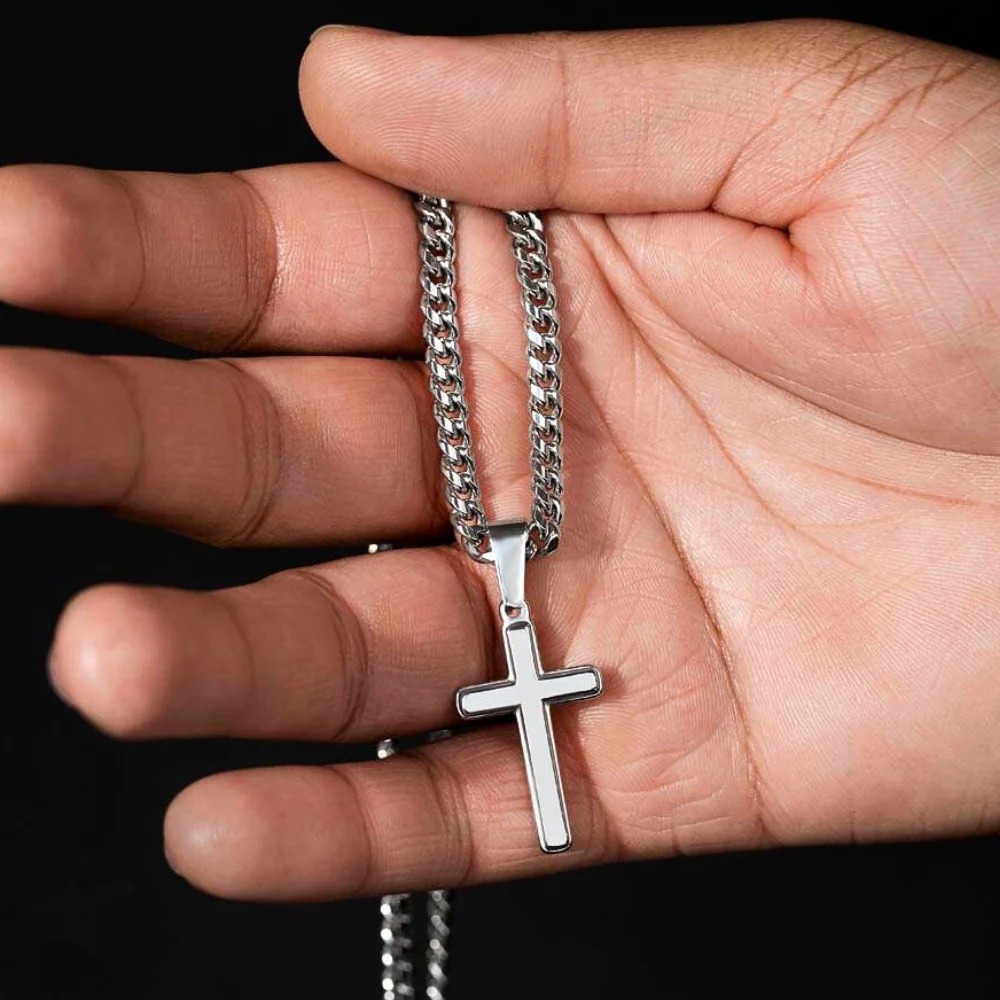 Moje rodina navždy“ – Křížový přívěsek s Cuban Link řetízkem | Pro bonusového syna