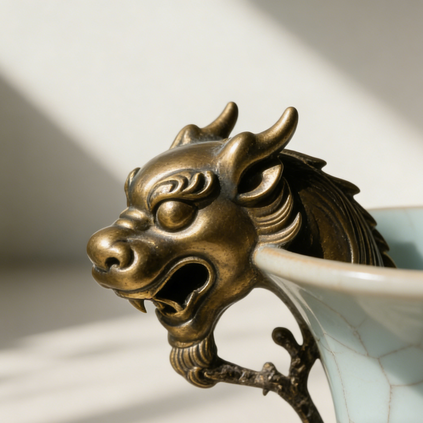 Sárkánymintás porcelán borosüveg (2 darab)