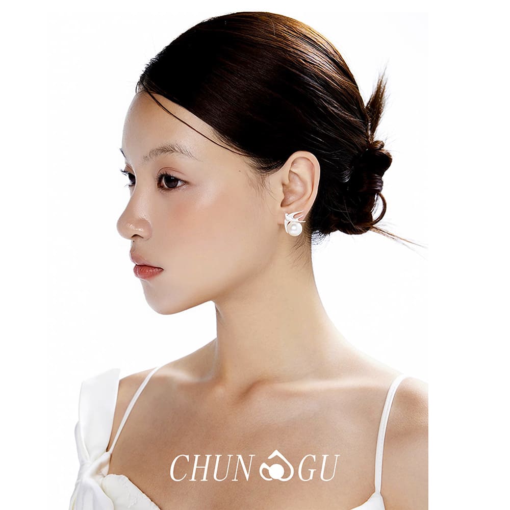 Origami Bird Pearl Stud Earrings 