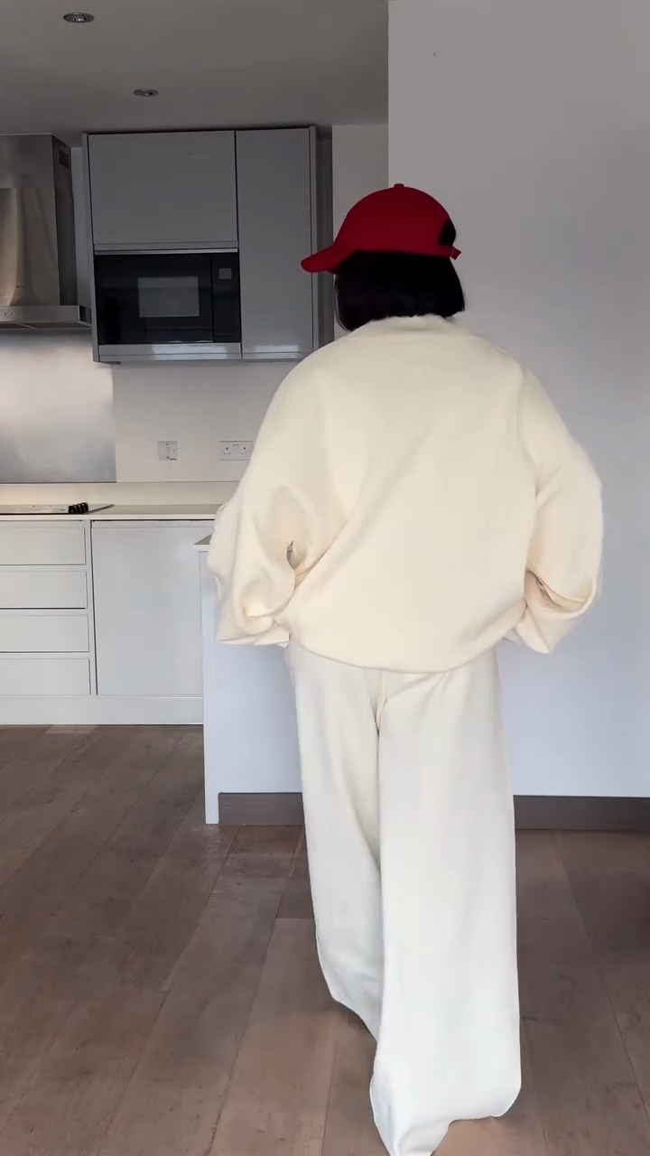 Ivory loose-fitting knit sweater and wide-leg pants set-Mesadic