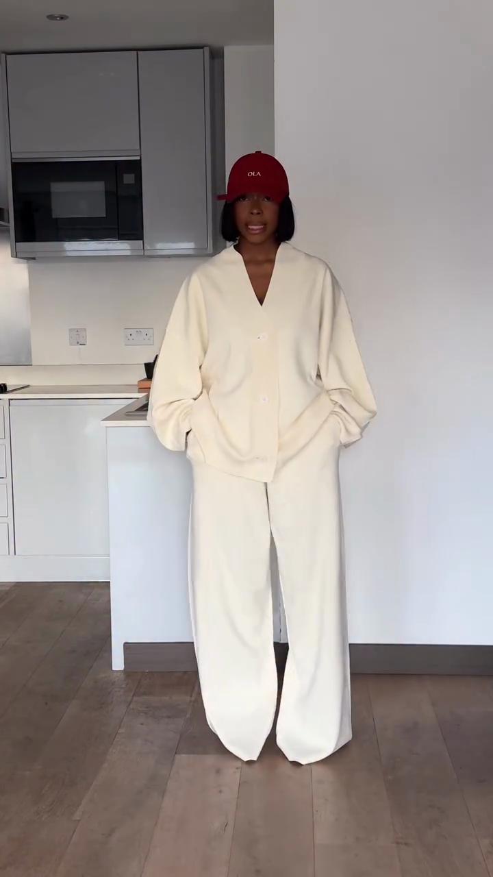 Ivory loose-fitting knit sweater and wide-leg pants set-Mesadic