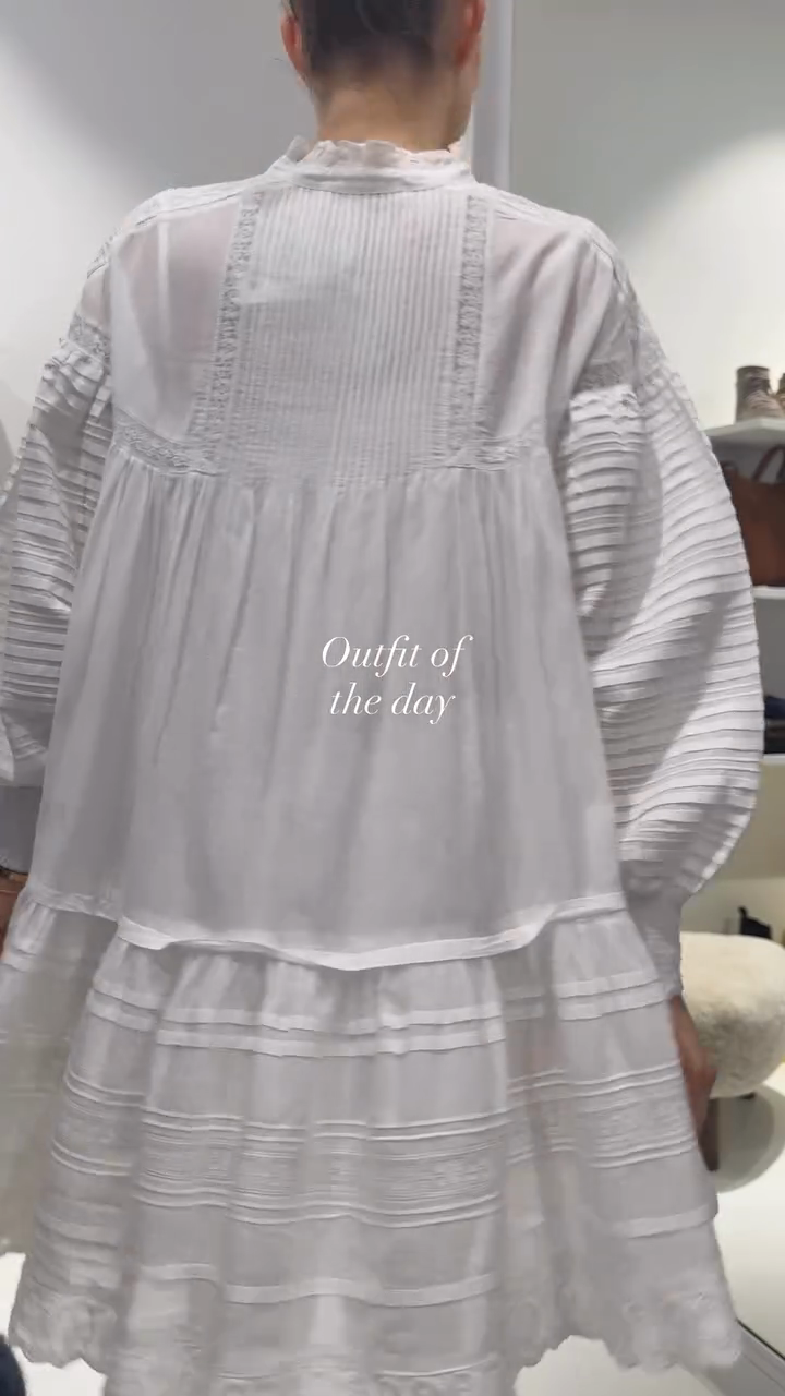 White Bohemian-style embroidered mini dress-Mesadic