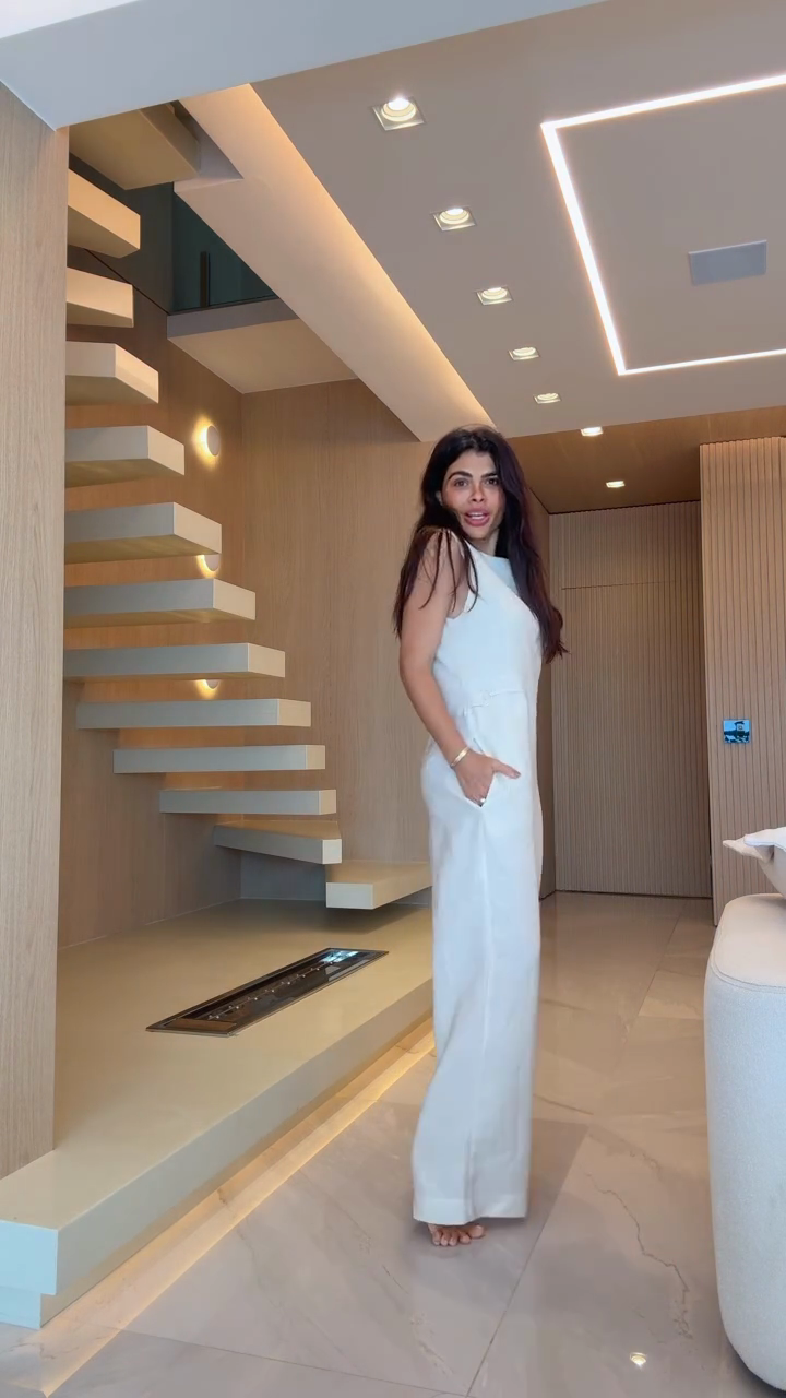 Linen blend sleeveless wide-leg jumpsuit-Mesadic