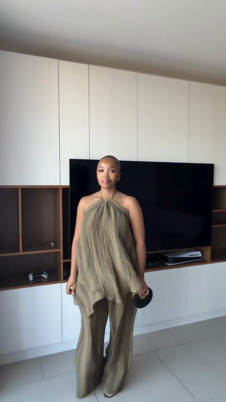 Olive green pleated backless top and wide-leg pants set-Mesadic