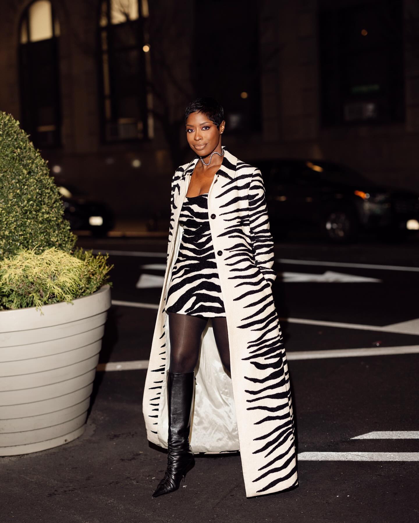 Zebra-print velvet set