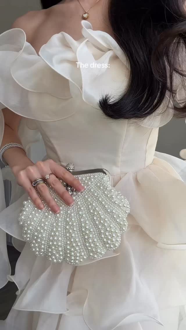 Ivory ruffled mini dress-Mesadic