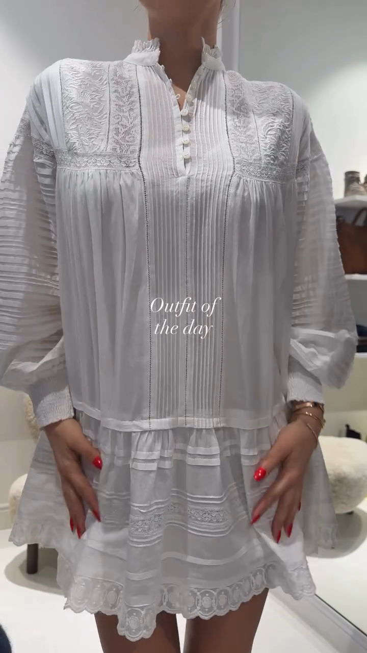 White Bohemian-style embroidered mini dress-Mesadic