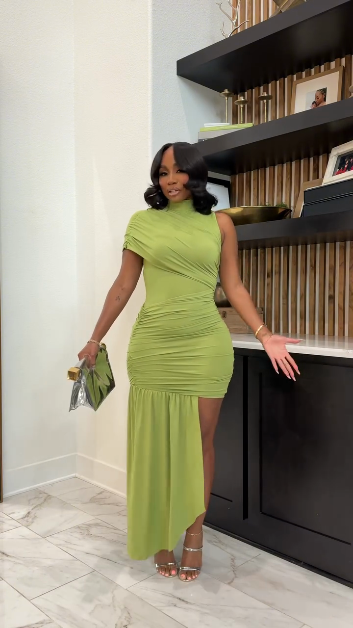 Bright green asymmetrical pleated one-shoulder maxi dress-Mesadic