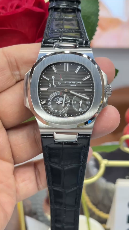 PATEK PHILIPPE NAUTILUS 40mm【5712G-001】