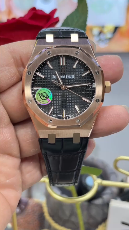 Audemars Piguet  ROYAL OAK 41mm 【15500OR.OO.D002CR.01】