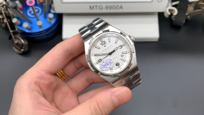 Vacheron Constantin  OVERSEAS 42mm【47450/B01A-9226】