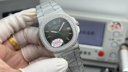 PATEK PHILIPPE NAUTILUS 41mm【5811/Custom Dial】