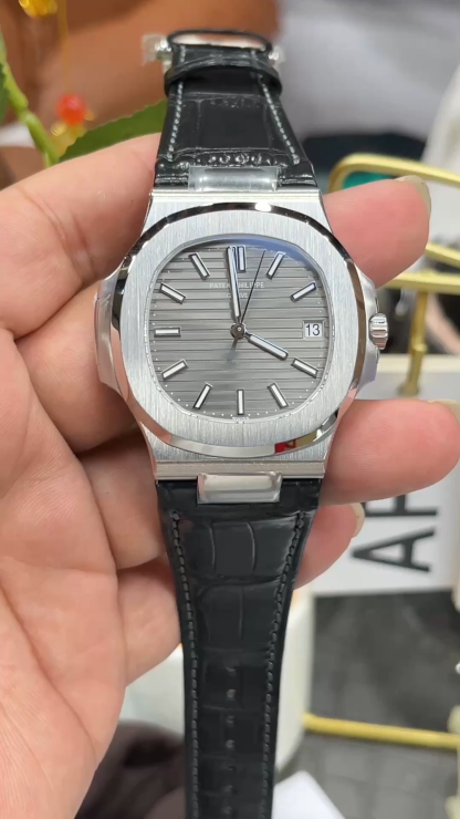 PATEK PHILIPPE NAUTILUS 40mm【5711G-001】