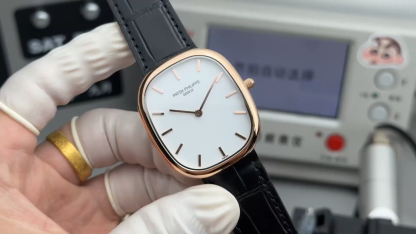 PATEK PHILIPPE GOLDEN  ELLIPSE  34.5mm×39.5mm【gold shell white】