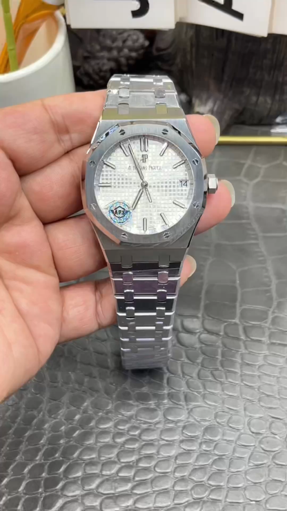 Audemars Piguet  ROYAL OAK 41mm 【15500ST.OO.1220ST.04】