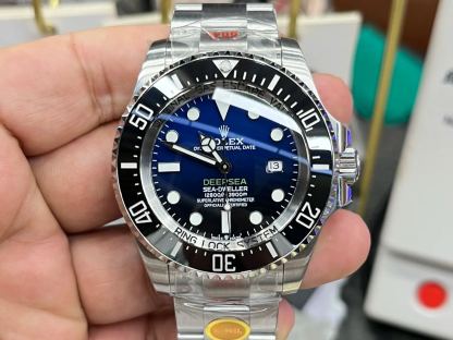 Rolex Sea-Dweller 44mm【m136660-0003】