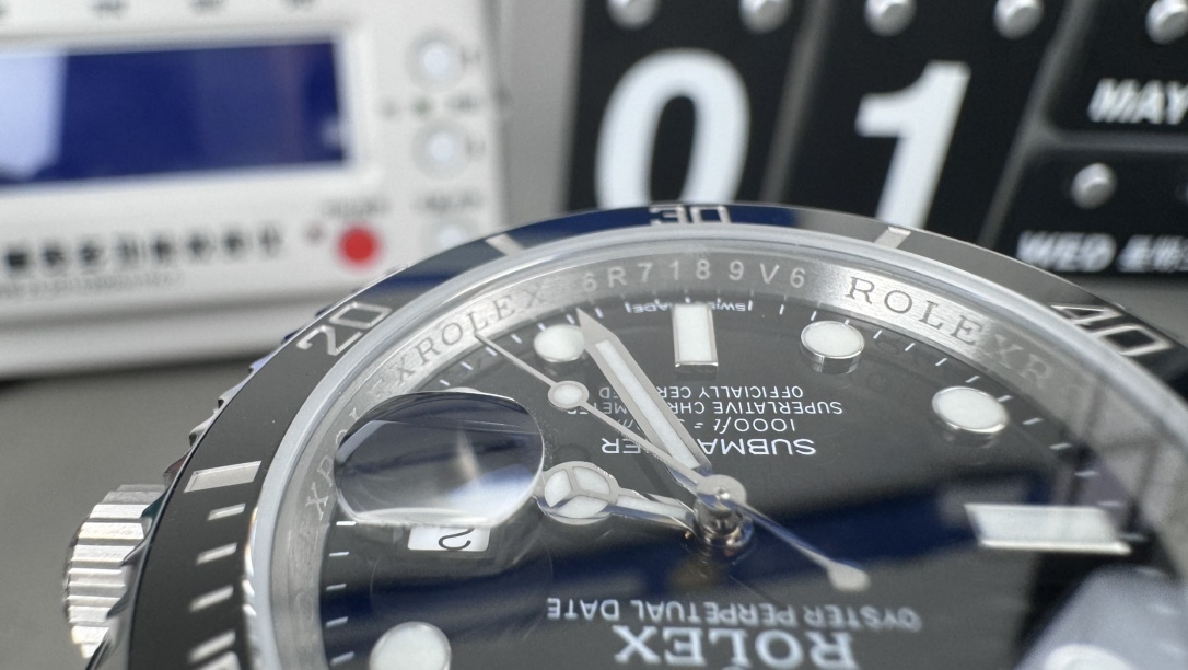 Rolex Submariner men's watch 40mm black