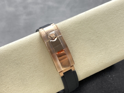 Rolex Cosmograph Daytona 40mm 【126515ln-0002】